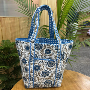 กระเป๋าโท้ทผ้าฝ้ายลายดอกไม้พิมพ์ลายบล็อกอินเดียสำหรับผู้หญิง ขายดี สีเข้ากัน จุของได้เยอะ - Product Image 1