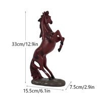 Statue de cheval en résine artisanale personnalisée pour décoration d'intérieur peinte à la main Sculpture de cheval debout