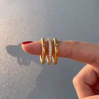Lot de 3 bagues fines en zircon plaqué or, empilables, pour couple, bijoux quotidiens, vente en gros, bagues tendance en acier inoxydable pour femmes