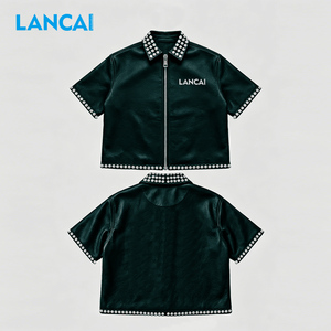 Veste en cuir noire à manches courtes pour homme LANCAI avec fermeture éclair, garniture en strass, col montant, style streetwear, coupe classique - Product Image 1