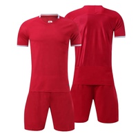 Maillots de football personnalisés pour hommes, col montant, imprimés par transfert thermique, 100 % polyester, courts, respirants, séchage rapide, vente en gros à prix abordable