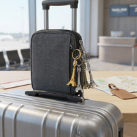 Porte-clés personnalisable en métal réaliste en forme de Tour Eiffel pour les cadeaux d'agences de voyage et les événements à thème français
