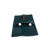 Pochette de rangement pour bijoux en velours avec rabat estampé du logo personnalisé et lien en ruban