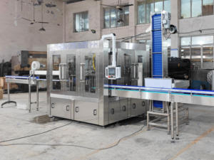 Máquina <span class=keywords><strong>de</strong></span> Llenado <span class=keywords><strong>de</strong></span> Bebidas, Embotelladora 3 en 1, Máquina Automática Integrada <span class=keywords><strong>de</strong></span> Lavado, Llenado y Tapado <span class=keywords><strong>de</strong></span> Botellas PET para Plantas <span class=keywords><strong>de</strong></span> Agua - Product Image 2