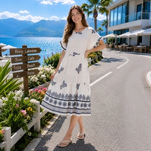 Abito lungo da <span class=keywords><strong>donna</strong></span> boho ricamato con maniche corte a sbuffo, scollo a V, orlo a balze a strati, in cotone e <span class=keywords><strong>lino</strong></span>, casual estivo da spiaggia, ODM - Product Image 1