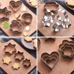 Juego de Cortador de Galletas de Metal con Forma de Corazón de <span class=keywords><strong>Minnie</strong></span>, Molde de Decoración de Galletas, Herramientas de Horneado DIY para Pastelería, Masa, Fondant, Pastel, 8 Uds. - Product Image 3
