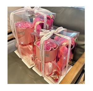 Regalo de San Valentín para Mamá, Jabón de Flores Naturales de Larga Duración, Flores Eternas Inmortales, Rosa Preservada, Oso de Fresas - Product Image 1