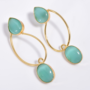 Hermosos pendientes de latón, pendientes de moda chapados en oro de 14 quilates para mujeres y niñas, proveedores de joyería hecha a mano, joyería de latón antiguo - Product Image 1