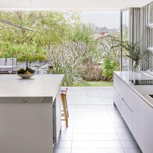 חם עיצוב קטן מטבח רעיונות לבן מוצק עץ מטבח ארונות עם זכוכית חלון ארון - Product Image 4