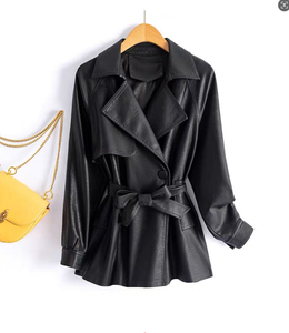 Manteau <span class=keywords><strong>trench</strong></span> décontracté <span class=keywords><strong>en</strong></span> cuir PU pour femme, veste ceinturée <span class=keywords><strong>à</strong></span> la taille avec col <span class=keywords><strong>à</strong></span> revers, 2 couleurs disponibles - Product Image 6