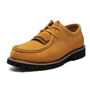 รองเท้าลำลองหนังกลับสไตล์ใหม่สำหรับผู้ชาย รุ่นเพิ่มความสูง แต่งพู่ห้อย แบบหุ้มข้อต่ำ - Product Image 4