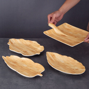 Assiettes en bois de forme irrégulière pour fondue, barbecue, snacks, vaisselle japonaise, usage hôtelier et pour fêtes - Product Image 1