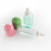 La pompe cosmétique en plastique transparente de jet met en bouteille l'emballage cosmétique de parfum de lotion de pulvérisateur de brume fine de forme de capsule de pilule