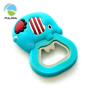 Ouvre-bouteille personnalisé en forme d'éléphant en PVC avec aimant pour réfrigérateur - Product Image 3