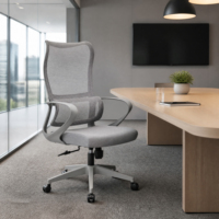 Chaise de bureau ergonomique à dossier haut en maille pour PDG, avec support lombaire réglable et siège pivotant pour bureau de direction
