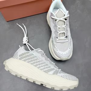 Low-priced American-style fashionable sports shoes with thick soles, soft and breathable, suitable for both men and women. - Product Image 1