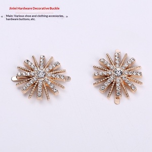 Boucle décorative en strass flocon de neige pour empeigne de chaussures, accessoires pour chaussures <span class=keywords><strong>femme</strong></span>, ornement floral, vente en gros - Product Image 4