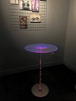 Table basse et chaise de bar lumineuses à LED personnalisables avec logo pour une ambiance romantique – N'importe quel motif lumineux