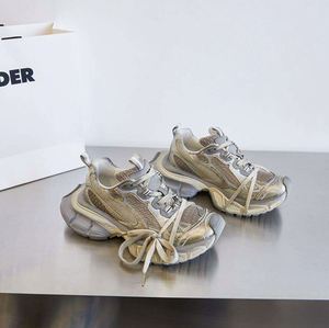 รองเท้าสนีกเกอร์กีฬาสำหรับผู้หญิง, รองเท้าบุนวมกันลื่นซับน้ำได้ดี3XL - Product Image 2