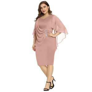 Vestido de Fiesta para Mujer Talla Grande con Volantes en las Mangas y Abertura Alta, Color Sólido - Product Image 6