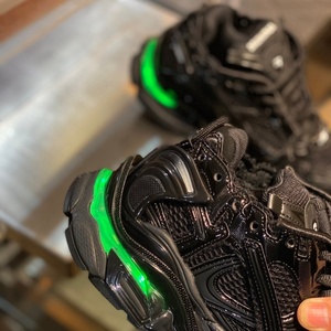 Zapatillas Deportivas de Encaje para Hombre y Mujer, Diseño Nuevo, Alta Calidad, Transpirables, con Luces LED, para Caminar - Product Image 6