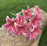Realistische 9-Köpfige Seiden-Lilien für Abschlussfeier, Hochzeit, Wohnzimmerdekoration, Kunstblumen-Bogen und Blumenarrangements