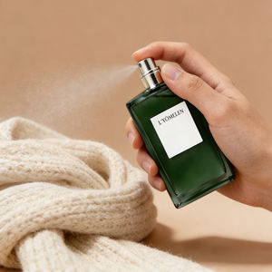 Fragancia Cítrica de Pomelo con Duración Total, Aroma a Hoja de Hierba Verde Orgánica, Fórmula Privada Unisex Ecológica - Product Image 3