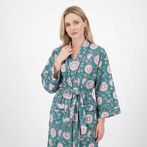 Robe de chambre longue en coton 100% pour femmes, imprimé floral à la main, robe de plage, imprimé à la main, vêtements de plage doux - Product Image 1