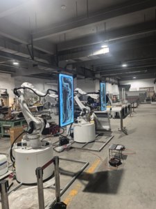 Robot industriel Borunte BRTIRUS1820A à 6 axes avec moteur PLC, boîte de vitesses, charge utile de 20 kg, portée de 1850 mm pour le moulage par injection et le soudage - Product Image 1