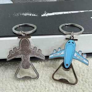 Llavero de <span class=keywords><strong>metal</strong></span> personalizado con esmalte duro azul, forma de avión, abridor de botellas, recuerdo turístico. - Product Image 2