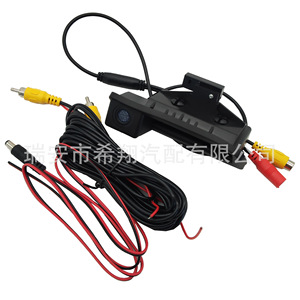 Cámara de reversa para BMW E90 E60 E70 E82 E88 51247118158 con visión nocturna, cámara de respaldo con cable y soporte de montaje - Product Image 1