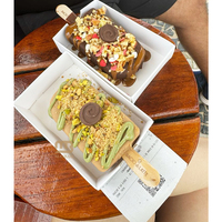 Vente en gros de boîte de papier jetable pour bar de glace popsicle plateau de papier d'emballage de dessert de chocolat plateau de service de papier de crème glacée anti-goutte