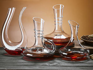 Élégante <span class=keywords><strong>carafe</strong></span> à <span class=keywords><strong>vin</strong></span> <span class=keywords><strong>en</strong></span> <span class=keywords><strong>verre</strong></span> transparent <span class=keywords><strong>en</strong></span> <span class=keywords><strong>forme</strong></span> <span class=keywords><strong>de</strong></span> U, sans plomb, fabriquée à la main, <span class=keywords><strong>carafe</strong></span> à bouteille <span class=keywords><strong>de</strong></span> 2000ml avec accessoires pour bar à la maison - Product Image 2