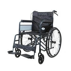 Fauteuil roulant manuel avec siège souple peint par pulvérisation, 88, en alliage d'acier noir, pliable, léger, scooter de mobilité pour personnes âgées - Product Image 2