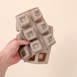 แม่พิมพ์ซิลิโคนทำขนมหวาน DIY รูปทรงสี่เหลี่ยมสำหรับทำไอศกรีม มูสเค้ก รูปทรงใบโคลเวอร์สี่แฉกที่สวยงาม - Product Image 3