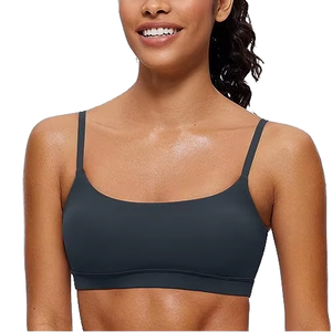 Sujetador deportivo sexy de talla grande para mujer con logo frontal, material de spandex/nailon, soporte medio, transpirable, que absorbe el sudor, cuello en U, 220g - Product Image 1