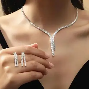 New Style Designer Korean Earrings And Simple Necklace Pendant Ladies Silver Copper Rhinestone Jewelry Set Wedding For Women