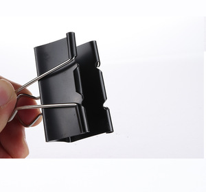 100 pièces Clips de reliure en métal multi-usages repliables avec boîte en PVC carré nickelage produit Shenzen - Product Image 4