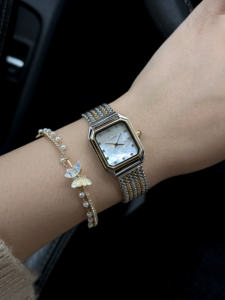 ساعة يد كوارتز فاخرة للنساء من سكوتي 9755 بزجاج معدني وهيكل من الفولاذ المقاوم للصدأ - Product Image 5