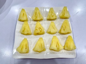 Piezas de piña de fábrica de Vietnam textura tierna y jugosa perfecta para pedidos al por mayor lata de 30oz venta superior - Product Image 6