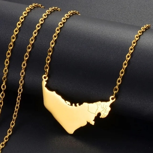 Colliers en acier inoxydable plaqué or 18 carats émaillés avec drapeau des <span class=keywords><strong>Émirats</strong></span> <span class=keywords><strong>arabes</strong></span> <span class=keywords><strong>unis</strong></span> Collier à chaîne en émail avec drapeau des <span class=keywords><strong>Émirats</strong></span> <span class=keywords><strong>arabes</strong></span> <span class=keywords><strong>unis</strong></span> - Product Image 4