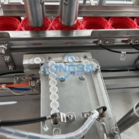 Machine d'assemblage automatique de bouchons en caoutchouc La machine d'assemblage automatique de bouchons de bouteilles à anneau en caoutchouc peut être personnalisée