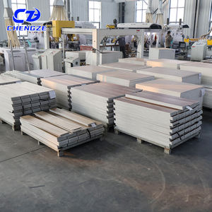 Revêtement de sol SPC à bas <span class=keywords><strong>prix</strong></span> 6 mm/0,4 ignifuge en chevrons 128*645 mm pour l'aéroport, l'hôtel et l'appartement, utilisation intérieure avec design 3D - Product Image 2