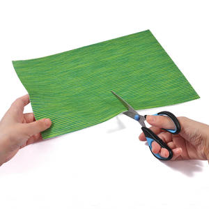 FOSKA Matériau en polyester Surface lisse 12*8 pouces Carrés de feutre artisanal colorés <span class=keywords><strong>pour</strong></span> que les enfants dessinent et fabriquent tranquillement de petits objets artisanaux - Product Image 3