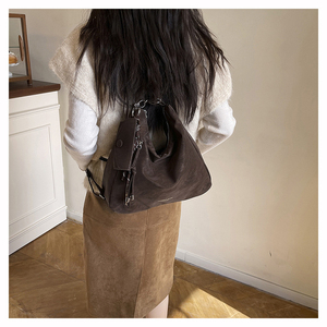 Bolso de Mujer Retro de Diseño Exclusivo, Novedad 2026, Elegante y Versátil, de Gran Capacidad, para Usar como Mochila, Bolso de Hombro o Bandolera - Product Image 1