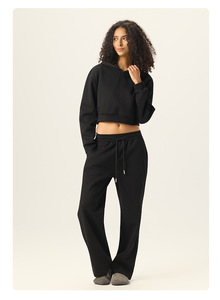 Tuta da donna <span class=keywords><strong>con</strong></span> mezza <span class=keywords><strong>zip</strong></span> e collo alto, vestibilità slim, stile americano, <span class=keywords><strong>felpa</strong></span> corta e pantaloni a vita alta <span class=keywords><strong>con</strong></span> coulisse - Product Image 4
