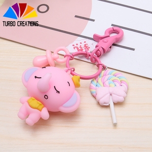 Porte-clés Anime Personnalisé Tendance Mode Meilleure Vente Lot <span class=keywords><strong>de</strong></span> Porte-clés Anime avec Logo (mélange <span class=keywords><strong>de</strong></span> Personnages) et Bande - Product Image 1