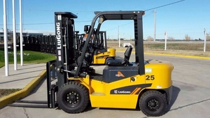 Precio barato al por mayor Cpcd25 2500kg Buena calidad Carretillas elevadoras diesel Marca Heli Carretillas Elevadoras Usadas - Product Image 6