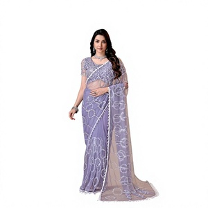 Sari de lujo de malla suave color lavanda con bordado pesado de lentejuelas plateadas, diseño Bollywood, elástico, para bodas indias, fiestas en la playa. - Product Image 1