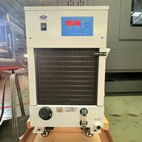 Centre d'usinage CNC à cinq axes VMC855, machines CNC à trois et quatre axes, fraiseuse, équipement d'usinage
